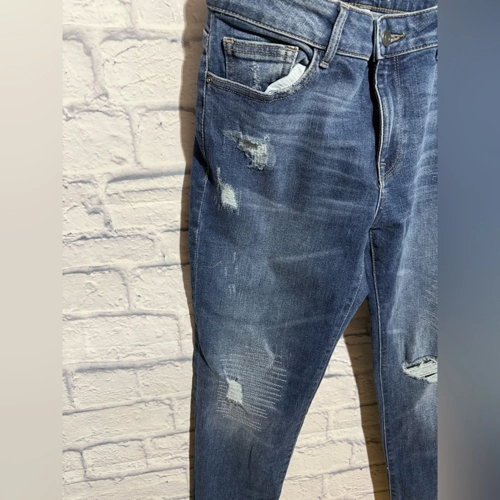 DL1961 Florence Instasculpt Cropped Distressed Mid Rise Jeans, Size 30 - Picture 7 of 13